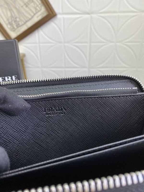 プラダ財布コピー全体デザイン